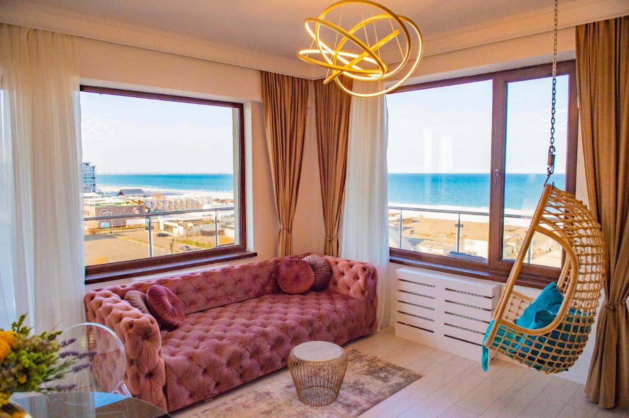 Summerland Luxury Velvet Front Sea View Apartment Mamaia Exterior photo